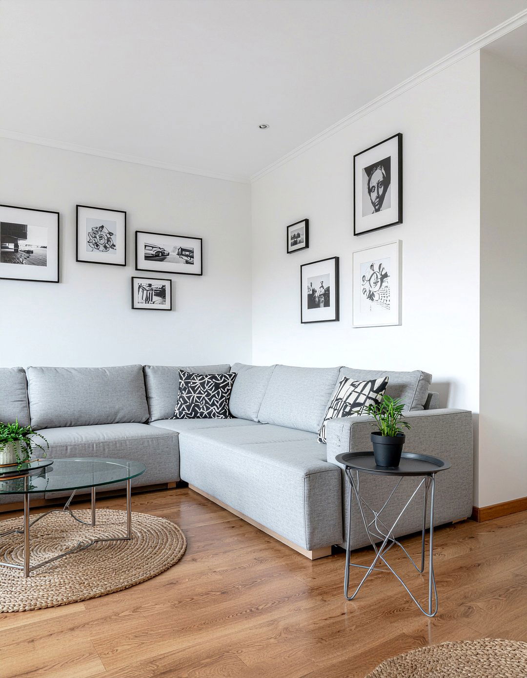 L Shaped Living Room With Gallery Wall - 30 L-shaped living room ideas