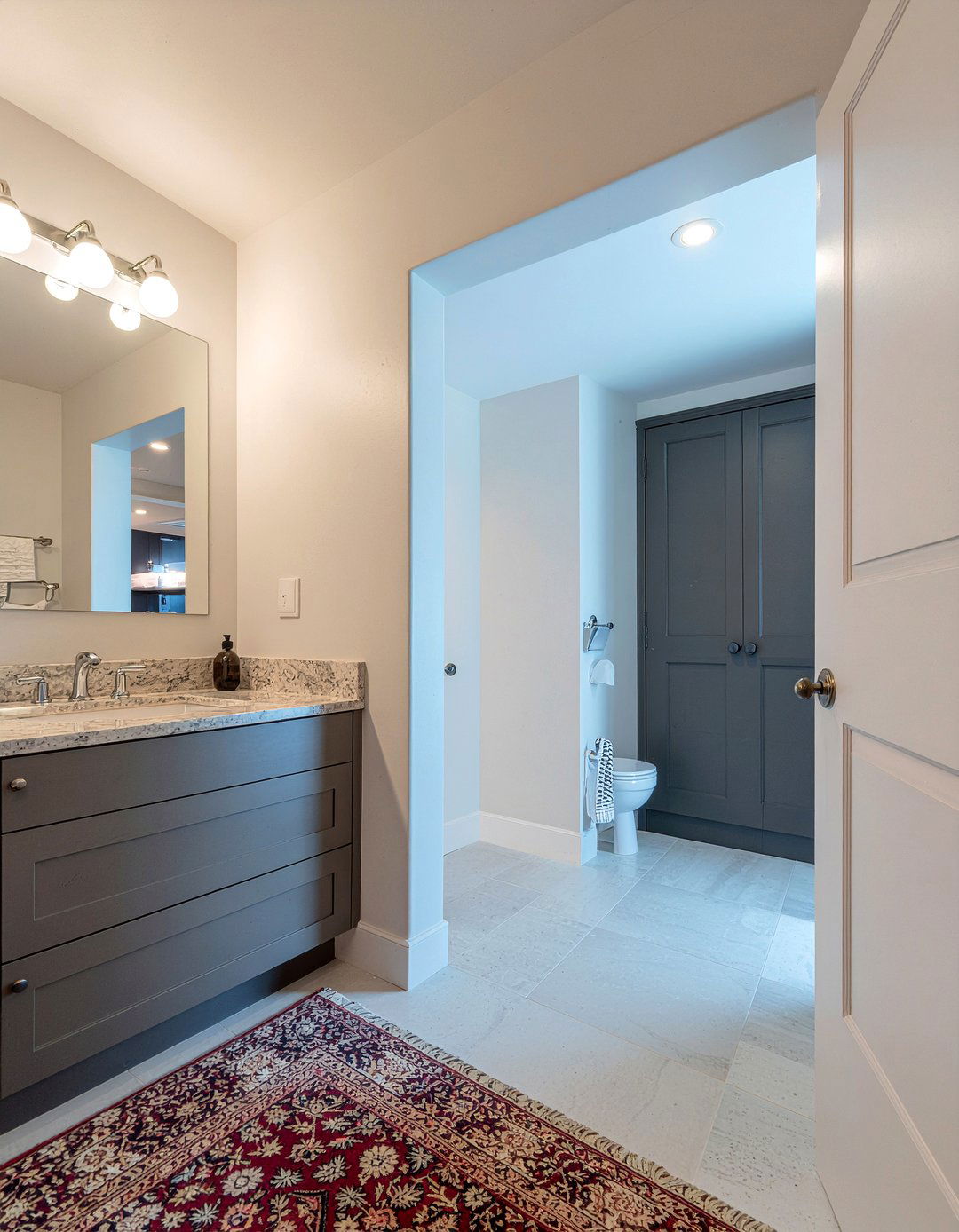 L shaped bathroom with walk in closet access - 30 L-shaped bathroom layout ideas