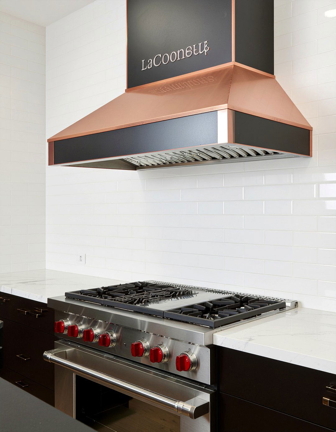 La Cornue Range Hood Combinations - 30 La Cornue kitchen ideas