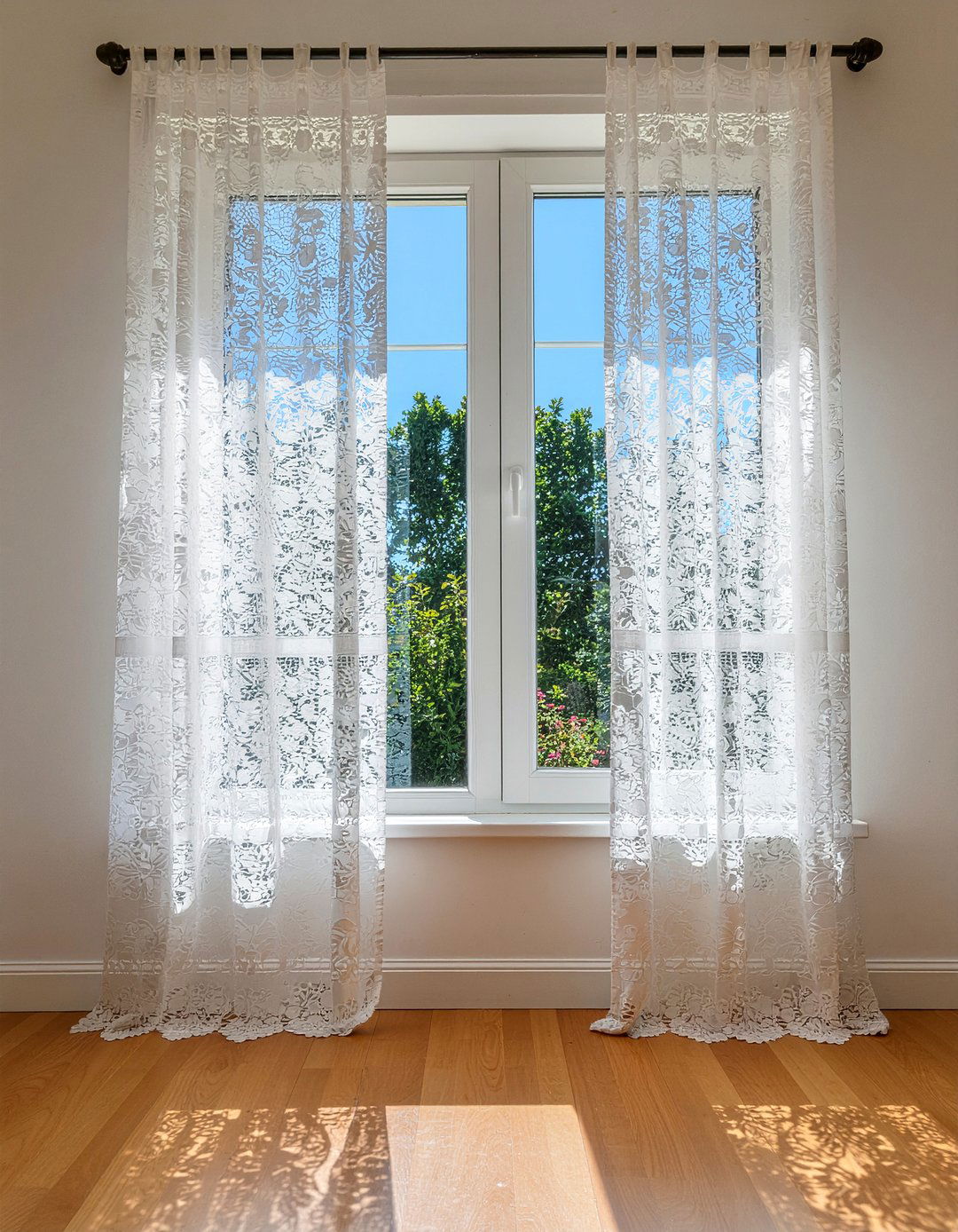 Lace Curtains - 30 shabby chic living room ideas