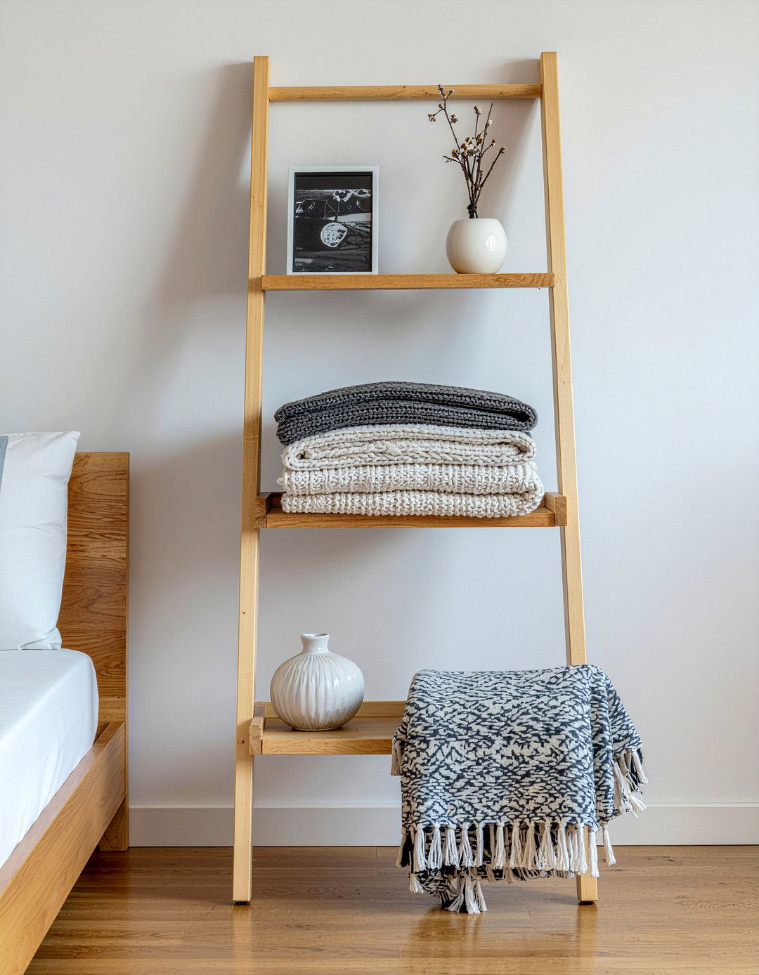 Ladder shelf - 30 bedroom on a budget ideas