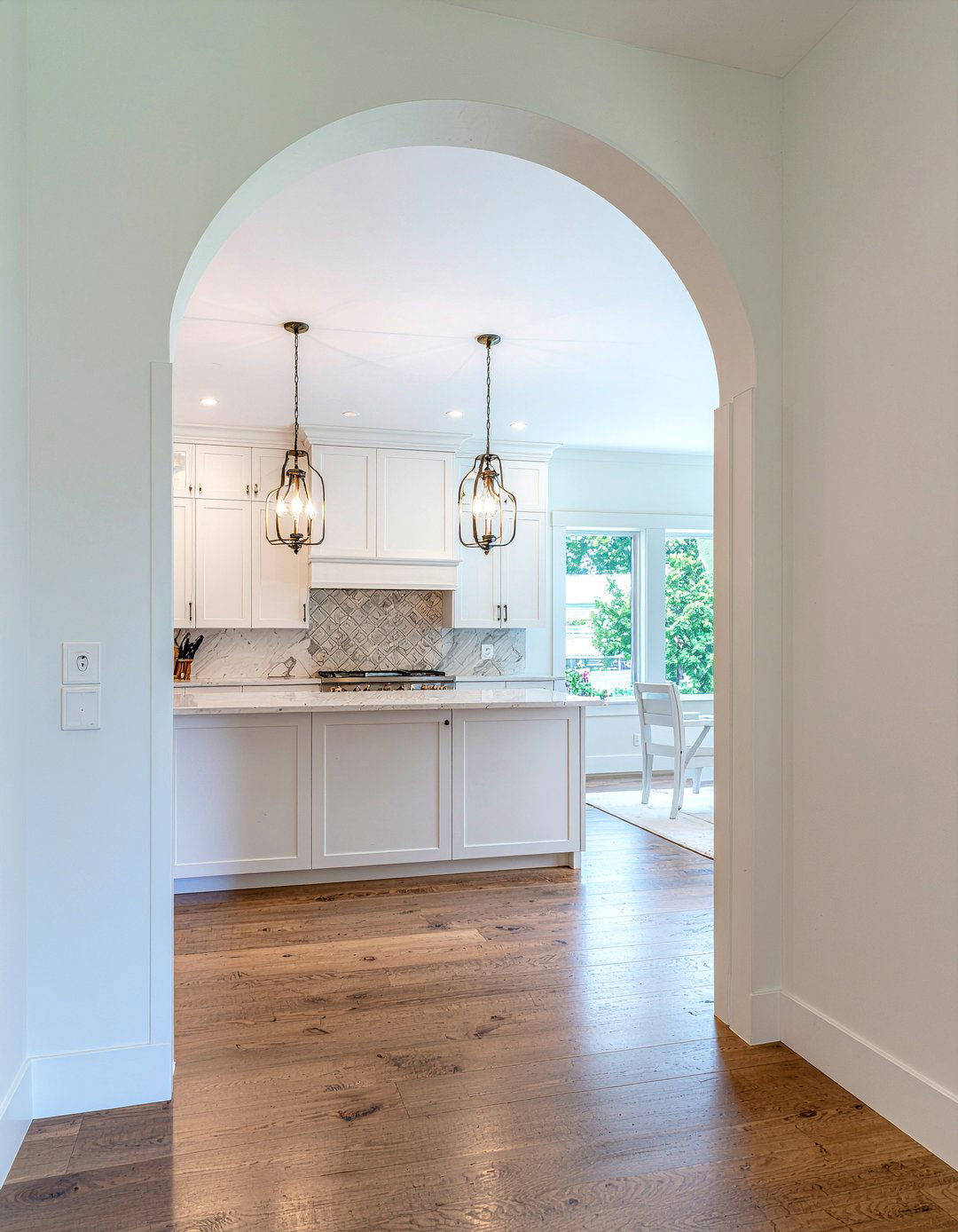 Large Arched Kitchen Doorway - 30 kitchen trendy element ideas