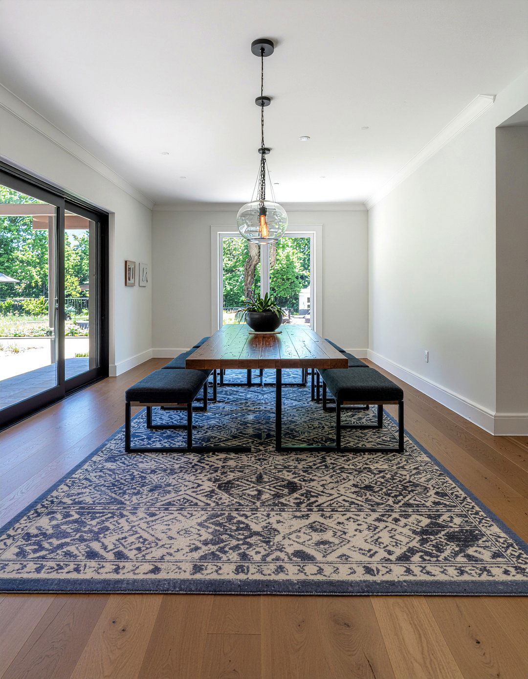 Large Area Rug Placement - 30 dining room makeover ideas
