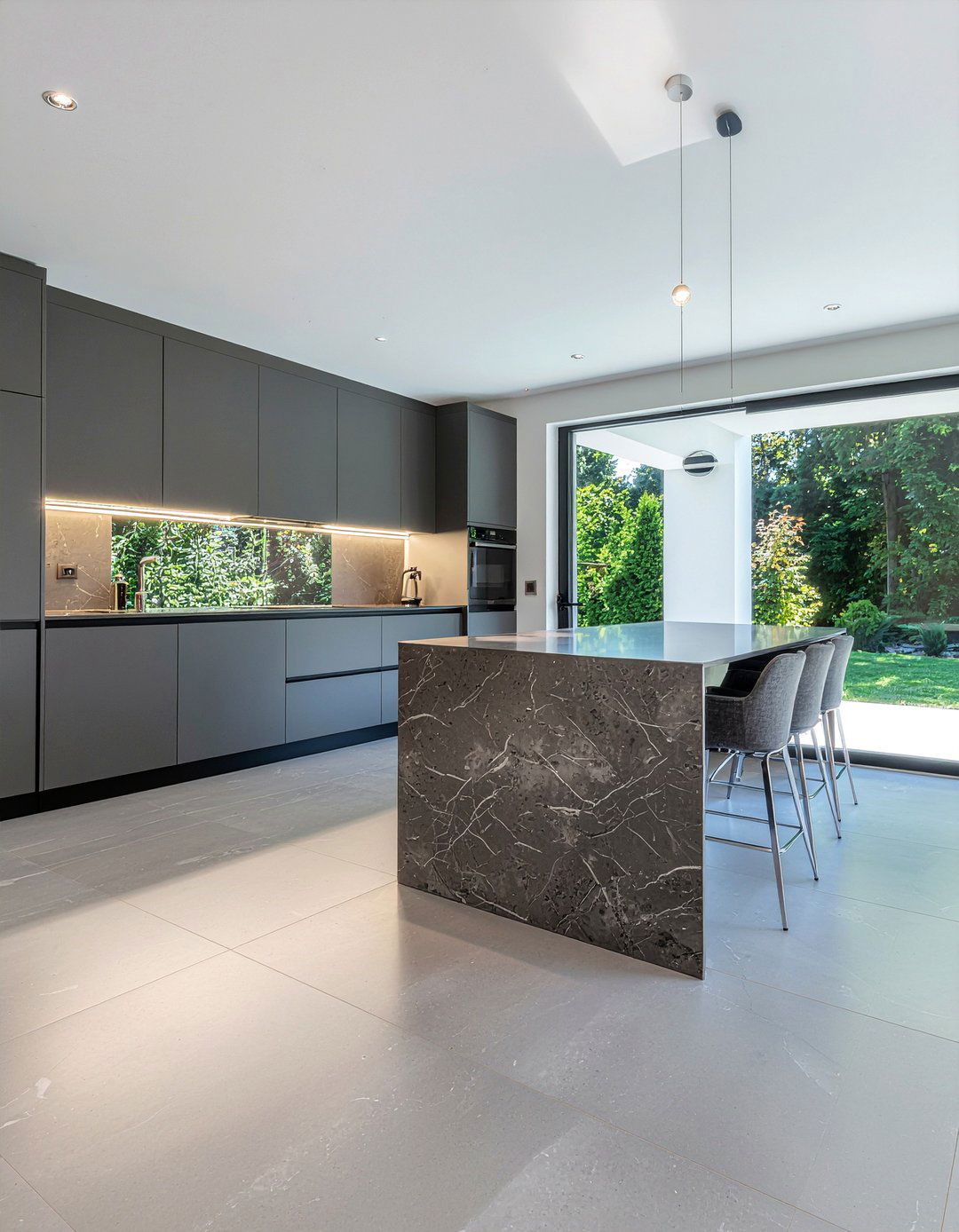 Large Format Kitchen Tiles - 30 curated kitchen ideas