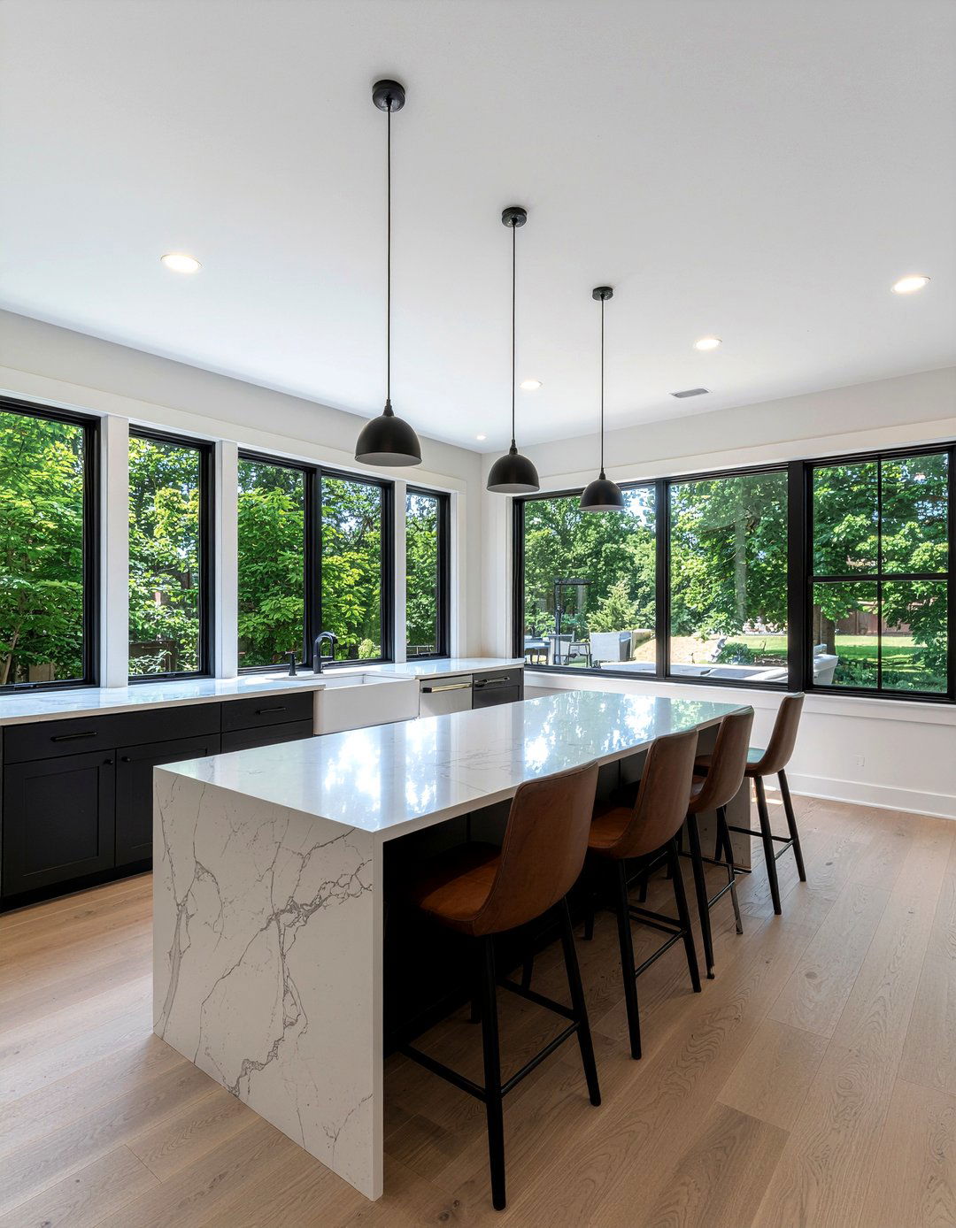 Large Kitchen Windows - 30 new build kitchen ideas