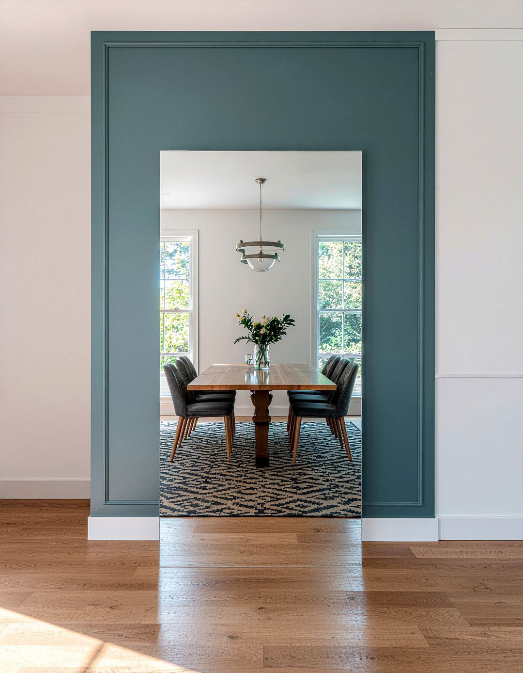 Large Mirror Decor - 30 eye-catching dining room ideas