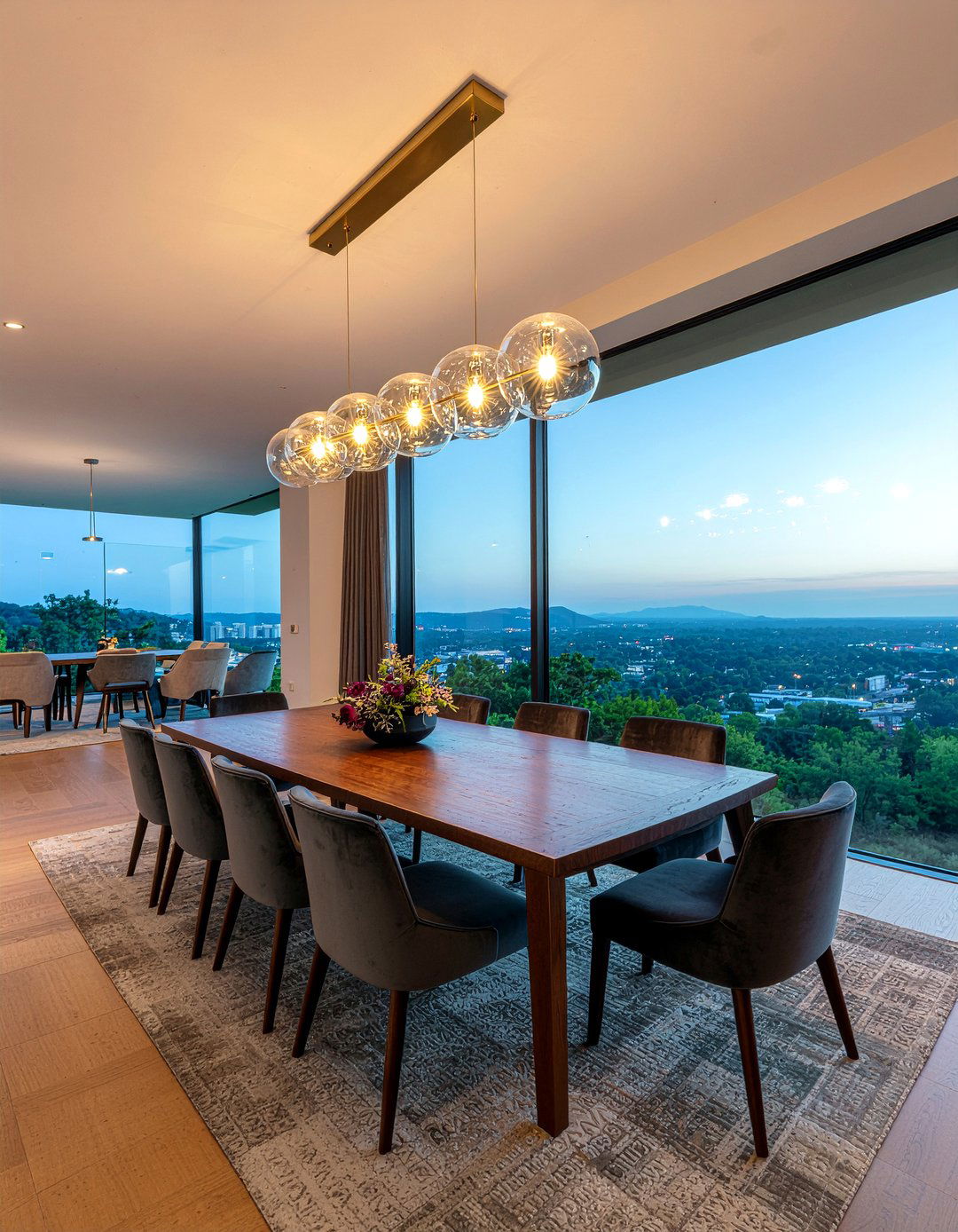 Large Modern Chandelier - 30 California dining room ideas