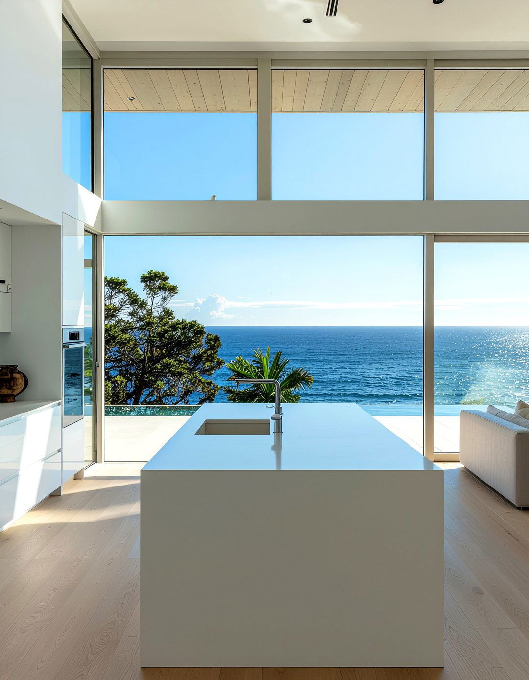 Large kitchen windows - 30 beach kitchen ideas