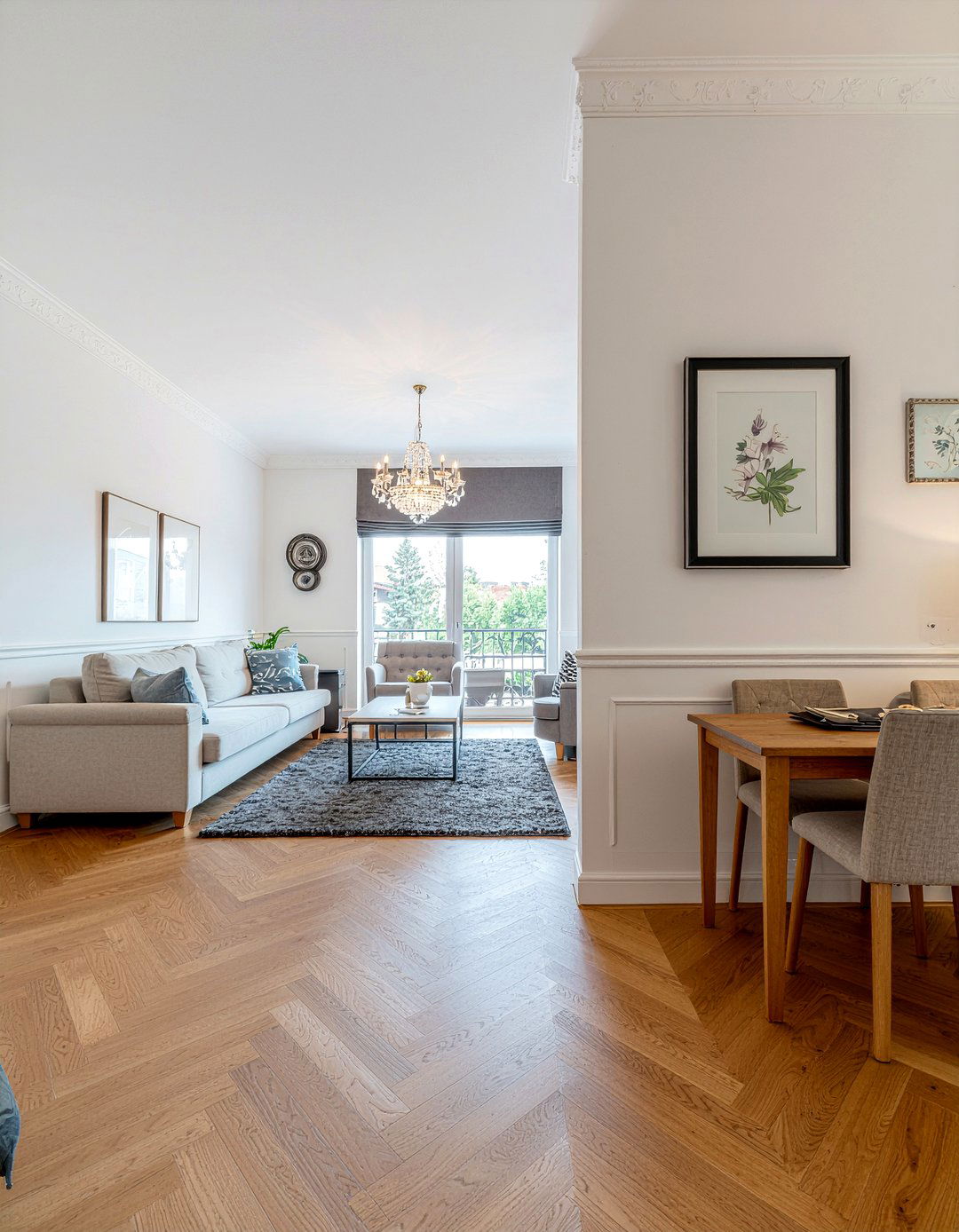 Large shadow boxes - 30 living room millwork ideas