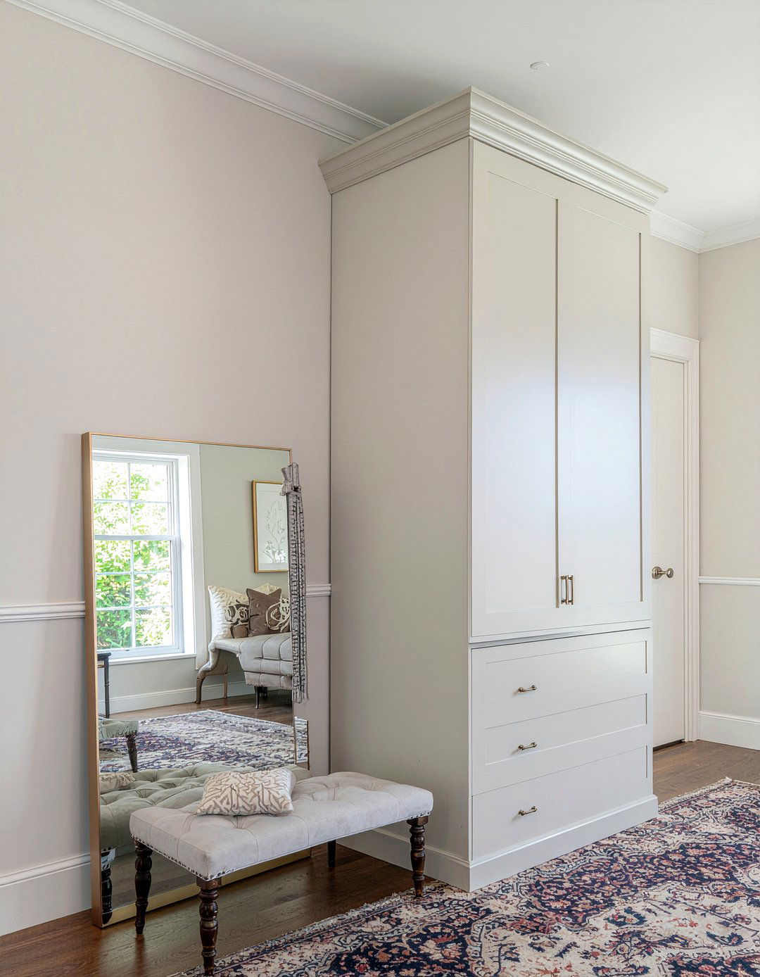 Large triple armoire - 30 bedroom armoires