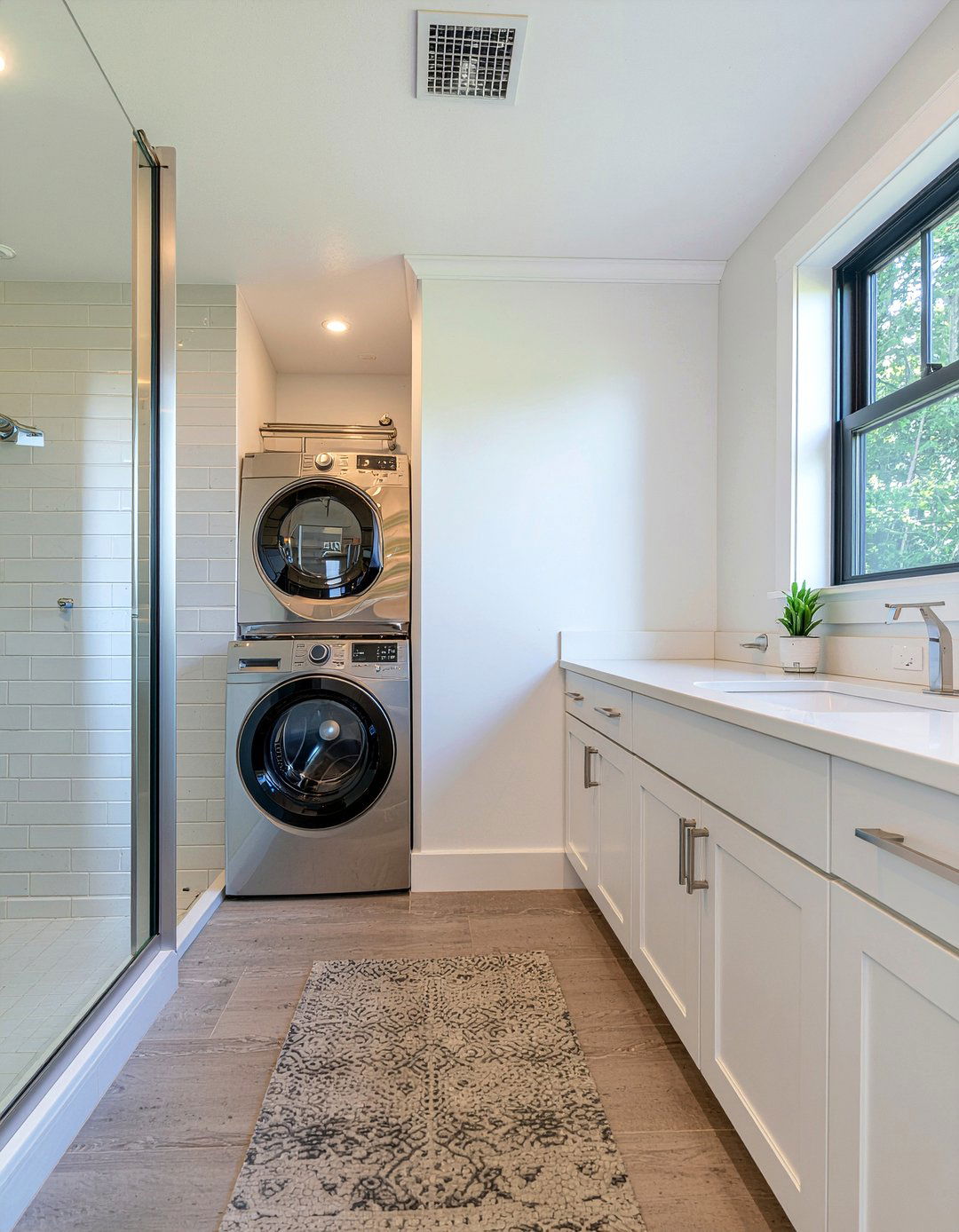 Laundry room bathroom combo - 30 bathroom conversion ideas