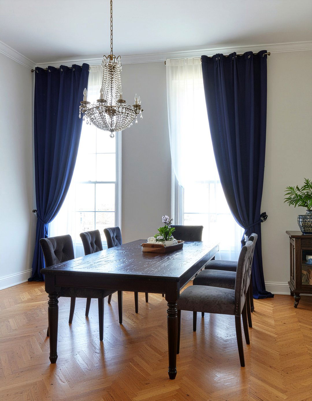 Layered Dining Room Curtains - 30 dining room scale ideas