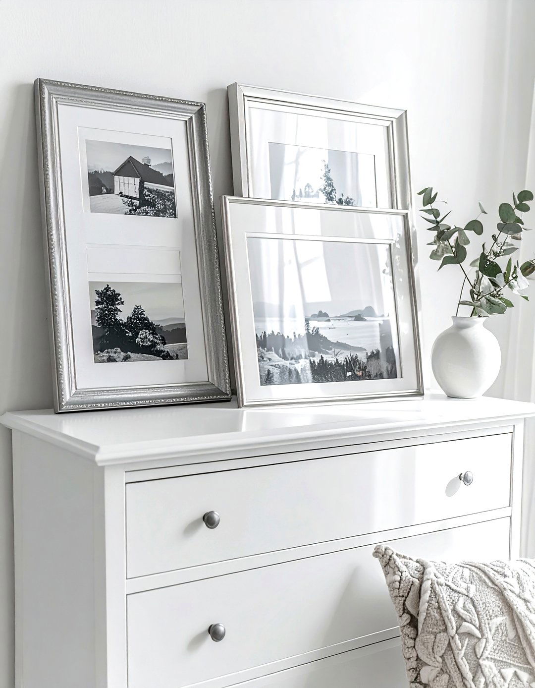 Layered Picture Frames - 30 dresser decor ideas