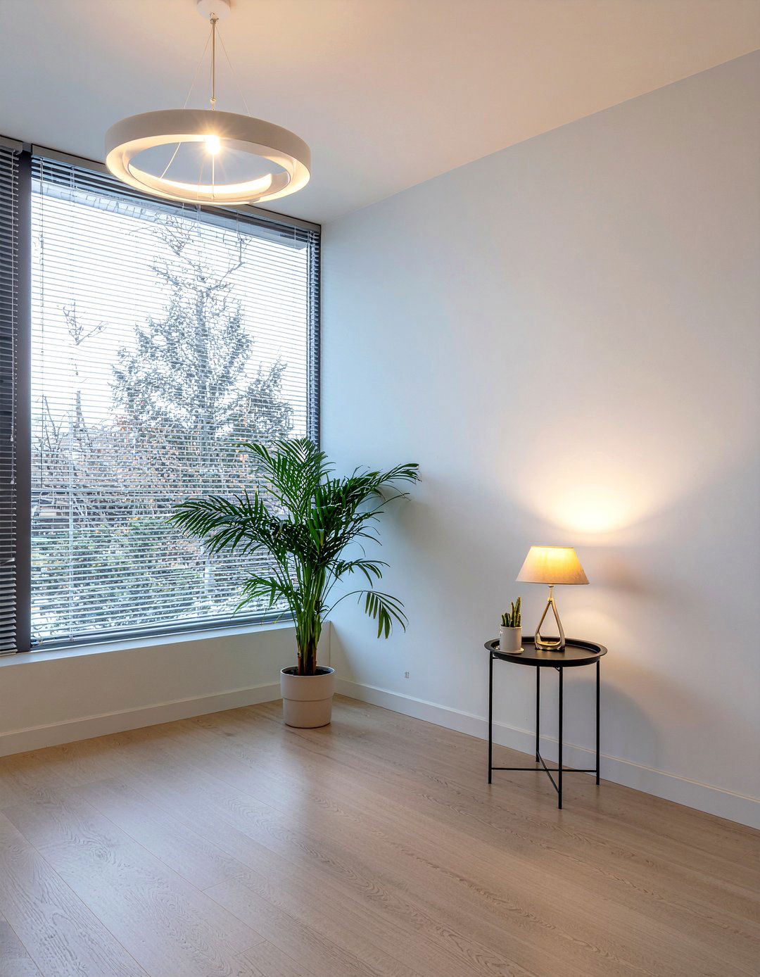 Layered lighting design - 30 Korean living room ideas