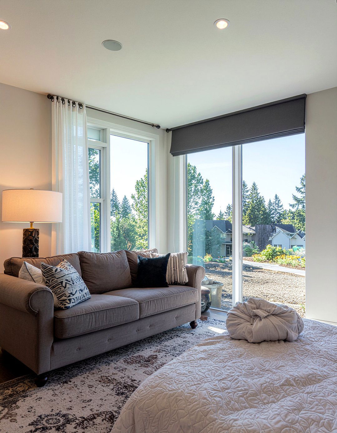 Layered window treatments - 30 bedroom window ideas