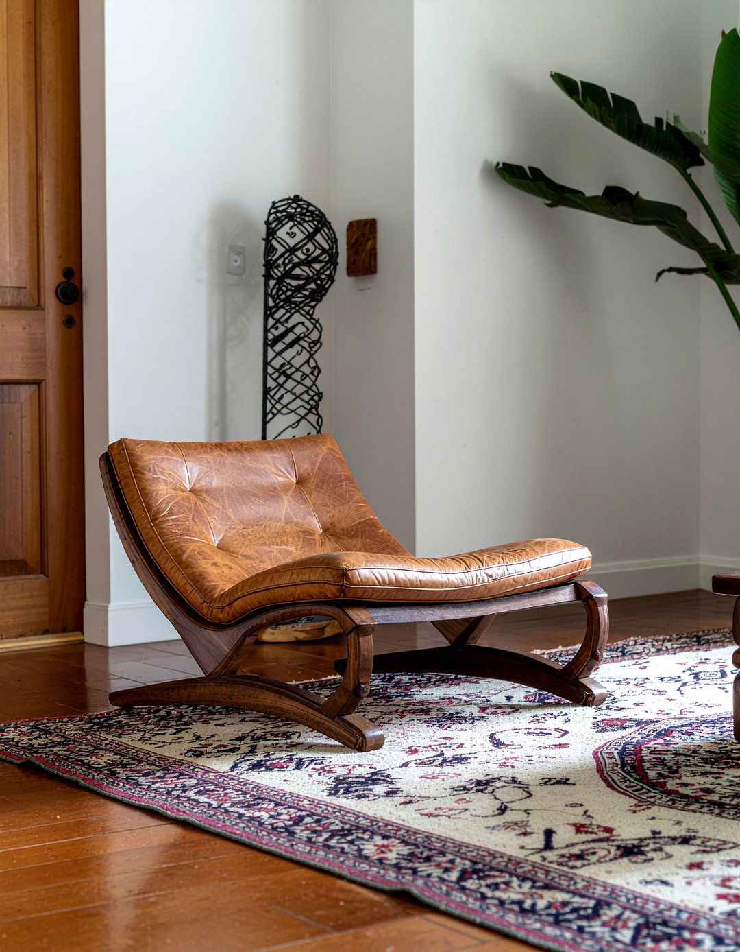 Leather Equipal Chair - 30 living room Mexican furniture ideas