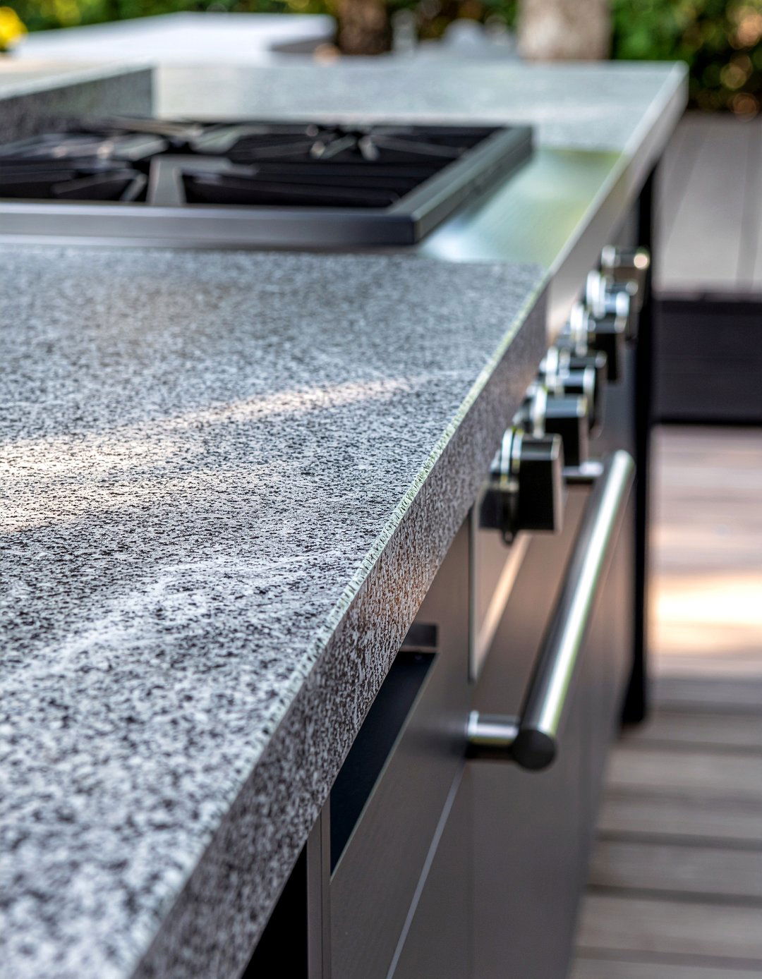 Leathered granite outdoor kitchen countertop - 30 outdoor kitchen countertop ideas