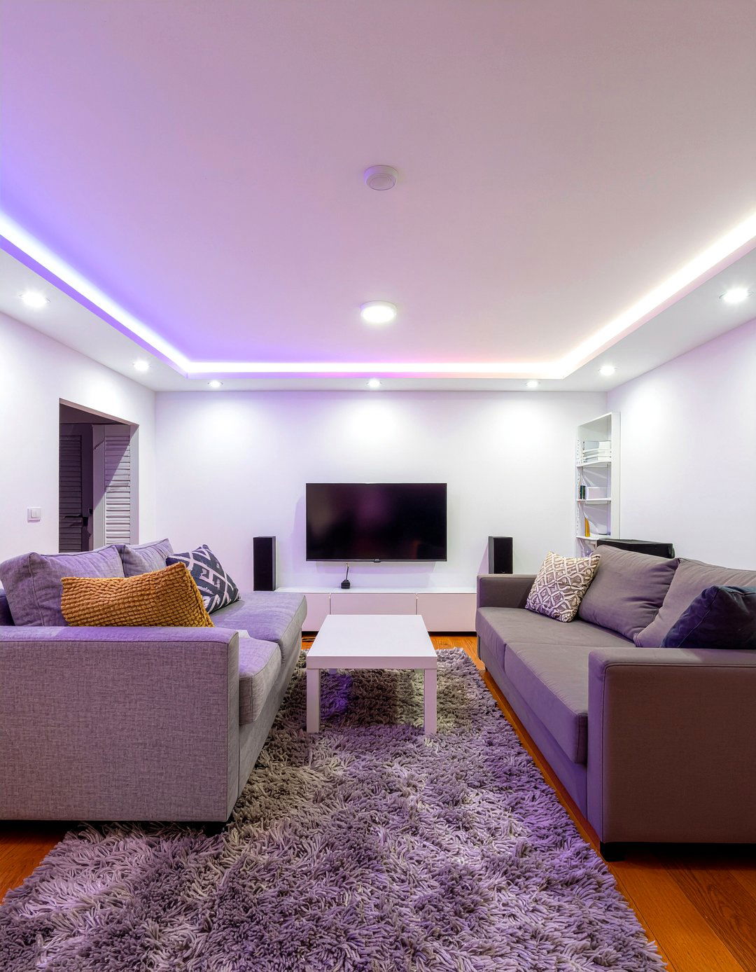 Led light strip - 30 teen hangout living room ideas