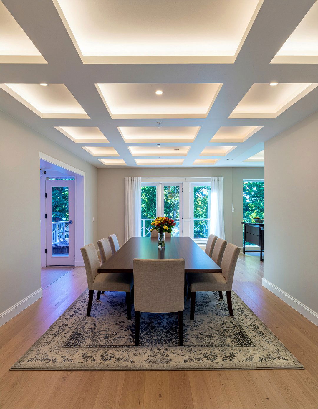 Led lighting in coffered ceiling - 30 dining room coffered ceiling ideas