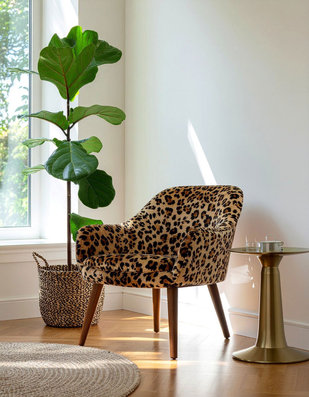 Leopard Print Accent Chair - 30 safari bedroom ideas