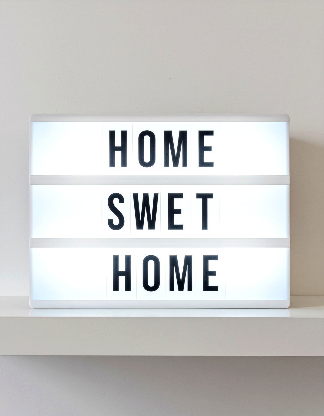 Light Box - 30 command strip living room ideas