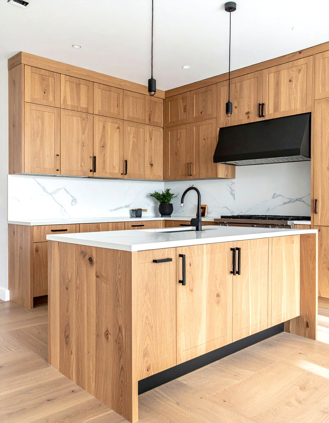 Light Wood Cabinets - 30 welcoming kitchen ideas