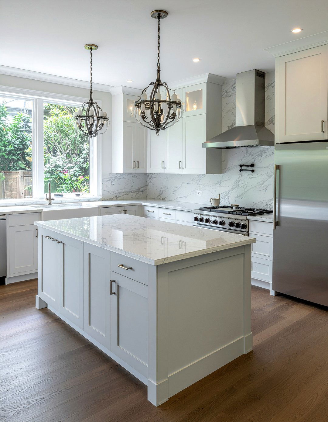 Light gray marble countertops - 30 gray countertop kitchen ideas