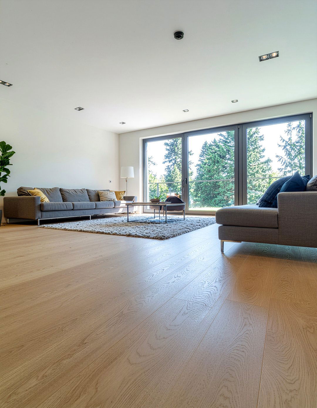 Light wood flooring - 30 feminine living room ideas