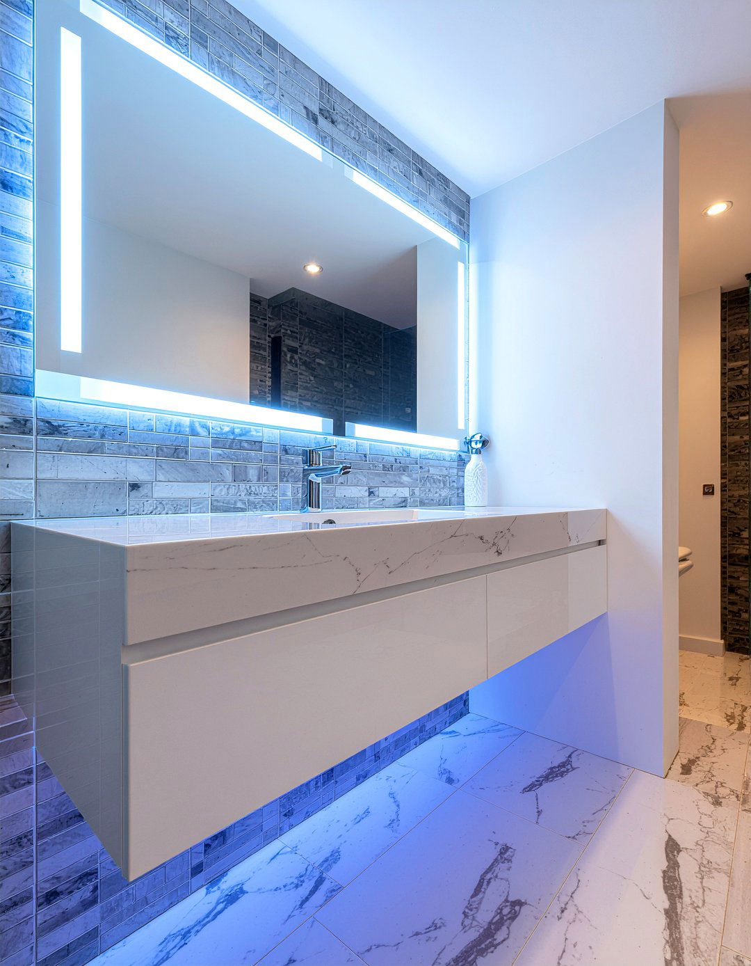 Lighted Medicine Cabinet - 30 mirrored medicine cabinet ideas