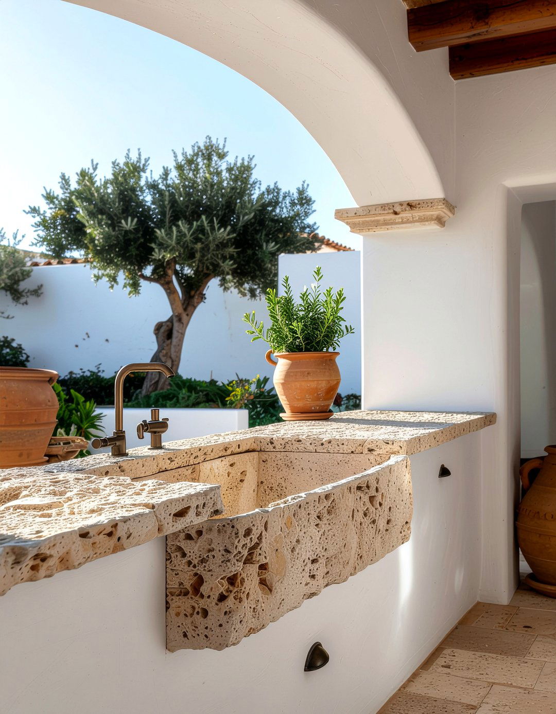 Limestone outdoor kitchen countertop - 30 outdoor kitchen countertop ideas