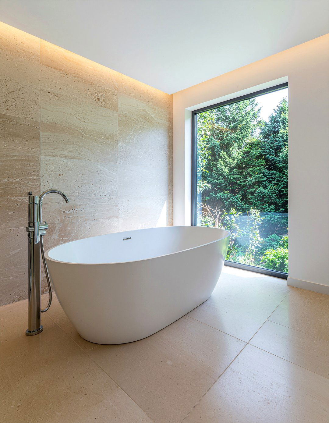 Limestone - 30 bathroom material ideas