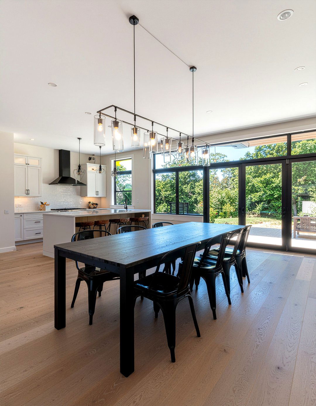 30 Farmhouse Chandelier Dining Room Ideas to Brighten Up