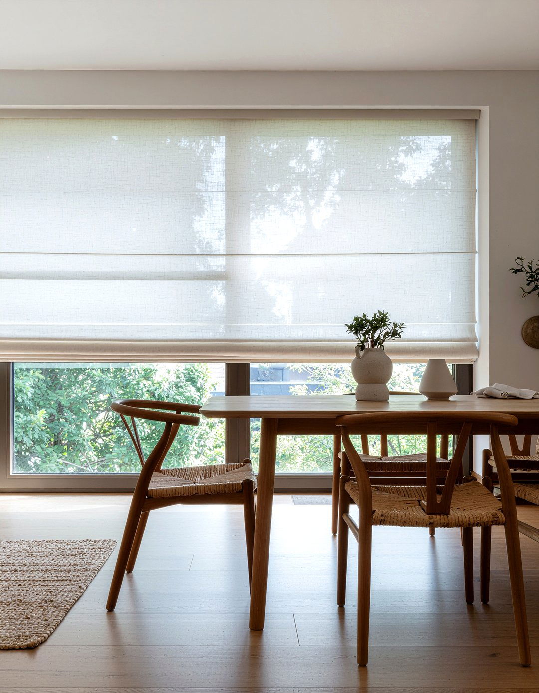 Linen Blinds - 30 dining room blinds ideas