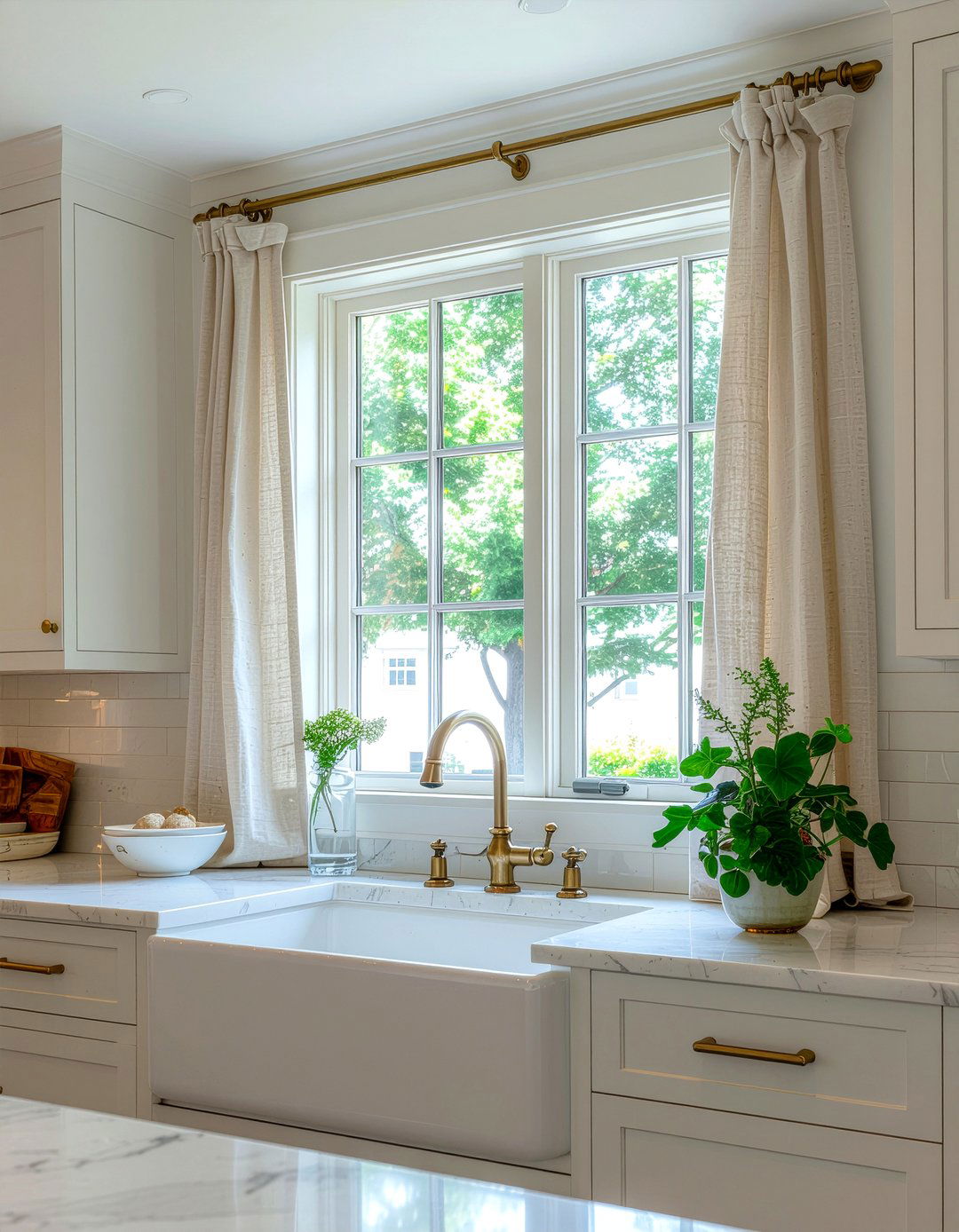 Linen Cafe Curtains - 30 kitchen curtain ideas