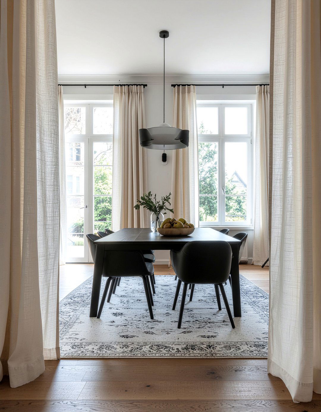 Linen Drapery Panels - 30 family heirloom dining room ideas