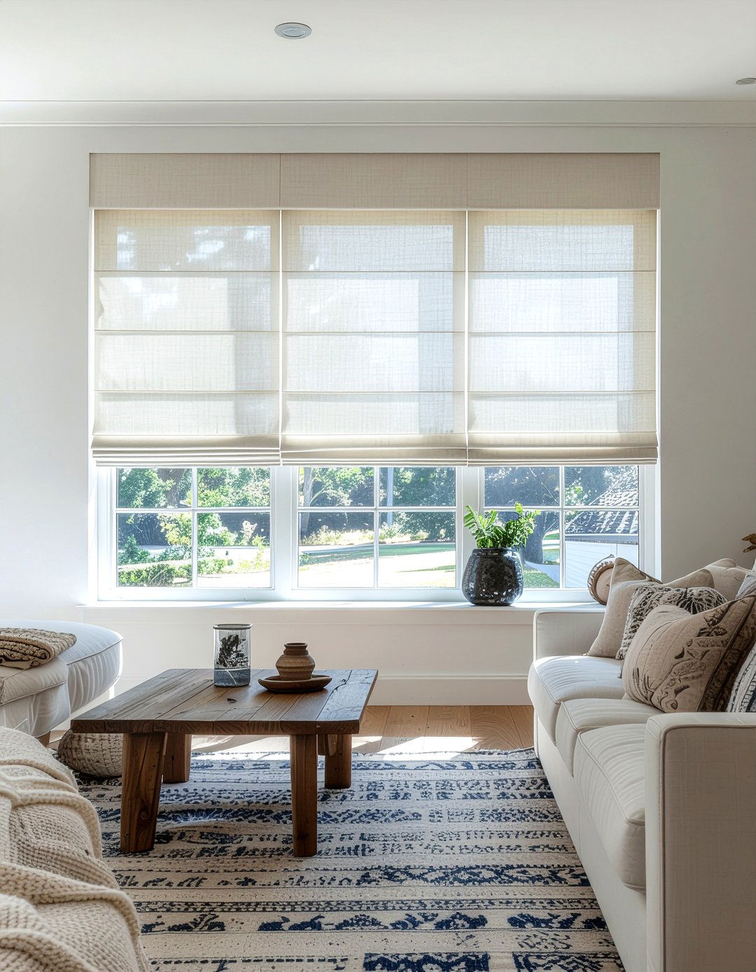 Linen Roman Shades - 30 linen living room ideas