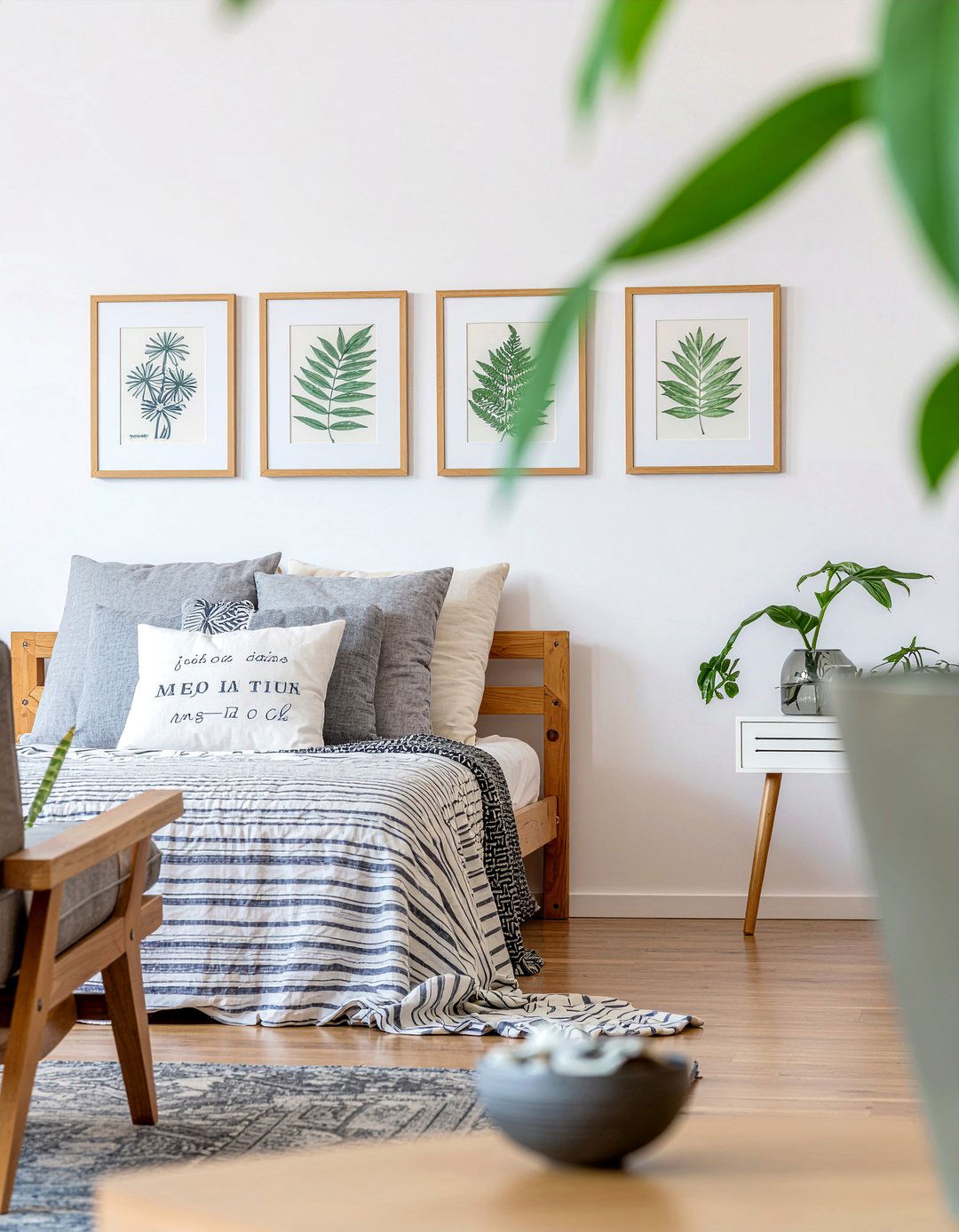 Linocut Print Art - 30 handmade bedroom ideas