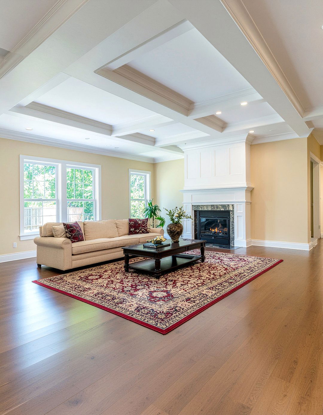 Living Room Crown Molding - 30 living room trim work ideas