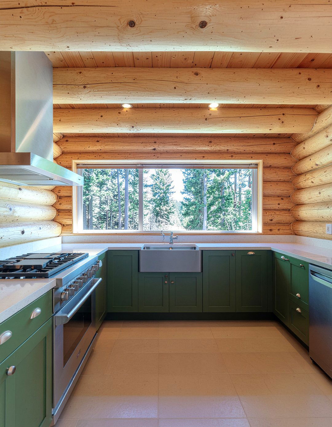 Log cabin kitchen walls - 30 mountain kitchen ideas