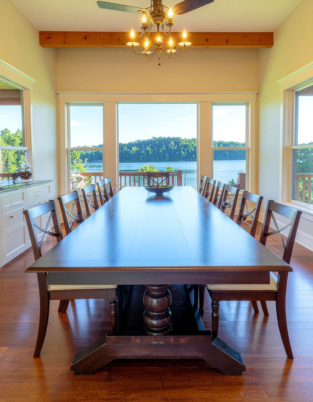Long Trestle Table - 30 lake house dining room ideas