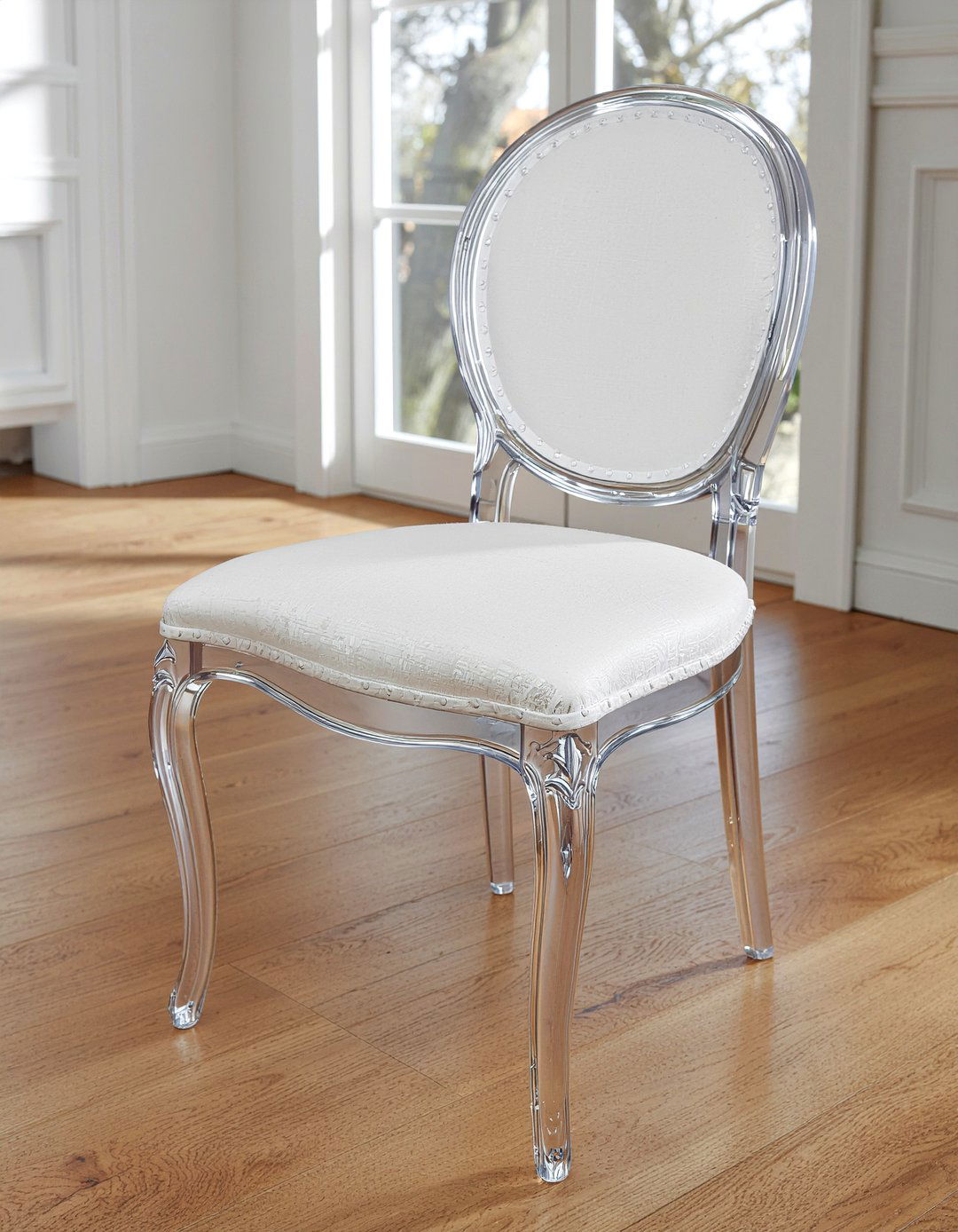 Louis ghost chair with arms - 30 ghost dining chair ideas