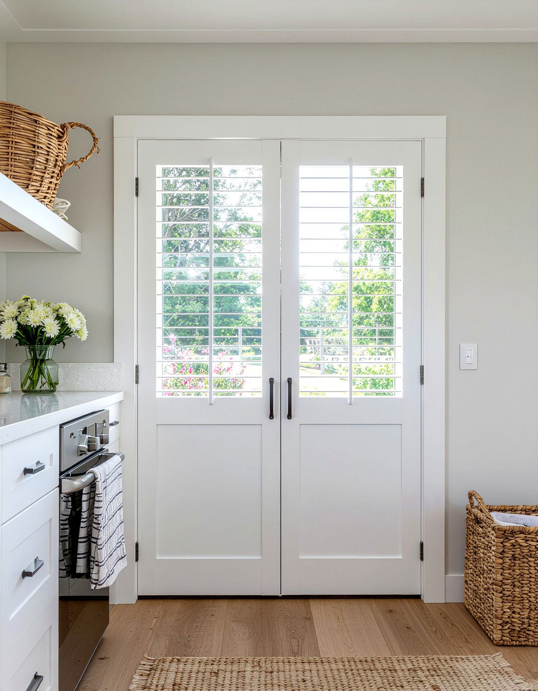 30 Kitchen Door Ideas to Refresh Your Home Interior