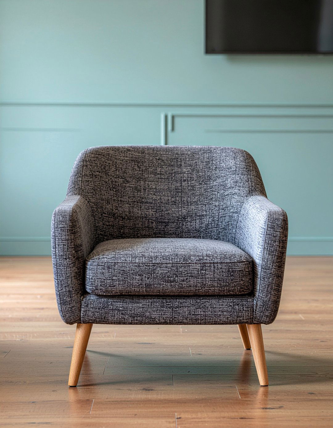 Low profile club chair - 30 living room club chair ideas