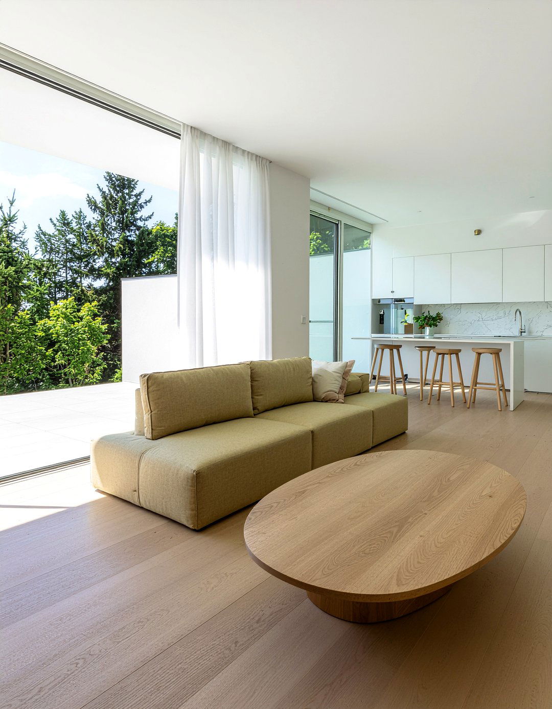 Low profile furniture - 30 Korean living room ideas