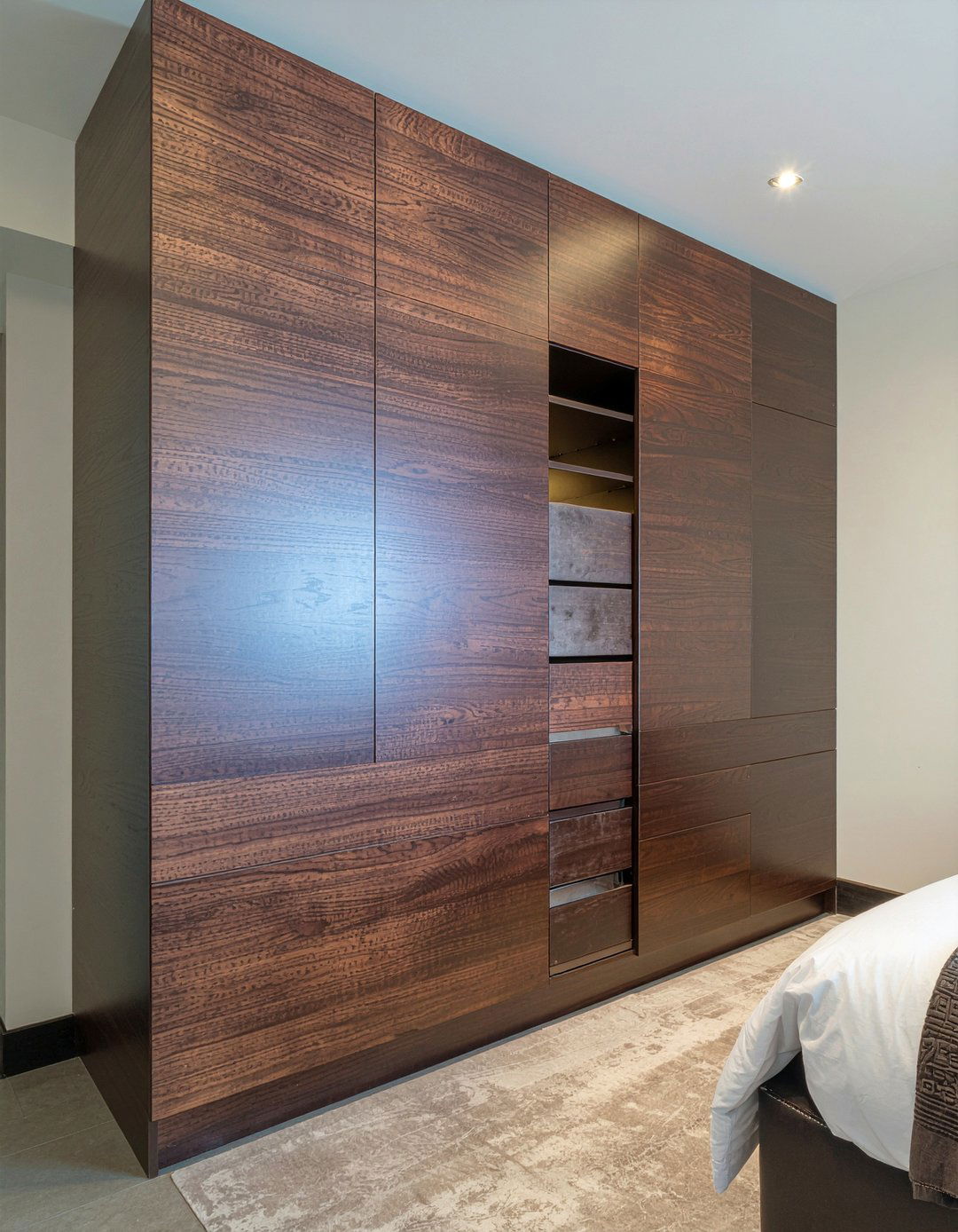 Luxury Fitted Wardrobe - 30 bedroom built-in wardrobes