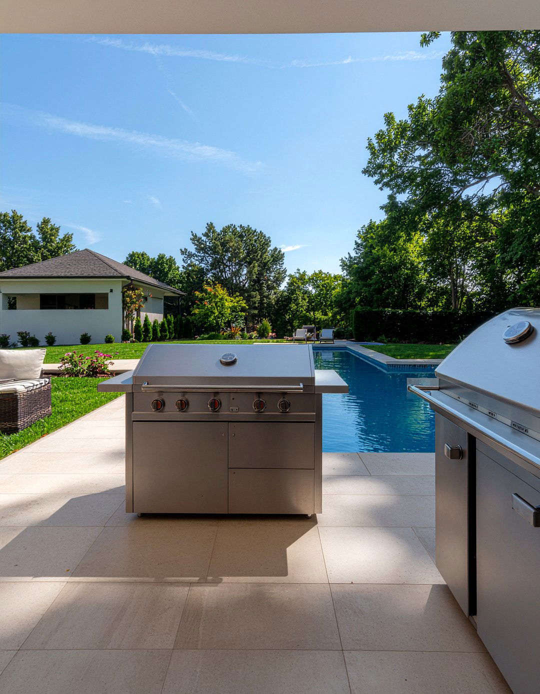 Luxury Outdoor Kitchen Appliances - 30 outdoor kitchen design ideas