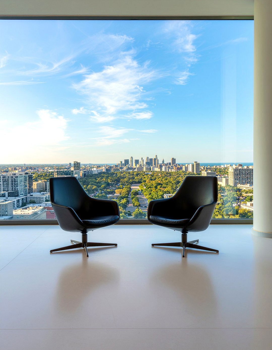 Luxury penthouse living room - 30 living room Barcelona chair ideas