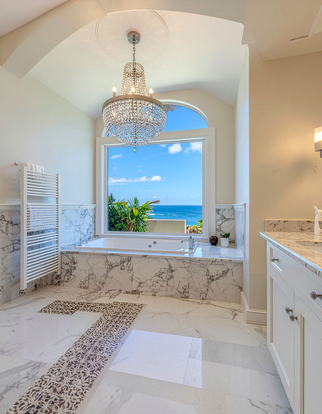 Luxury primary bathroom - 30 perfect bathroom ideas