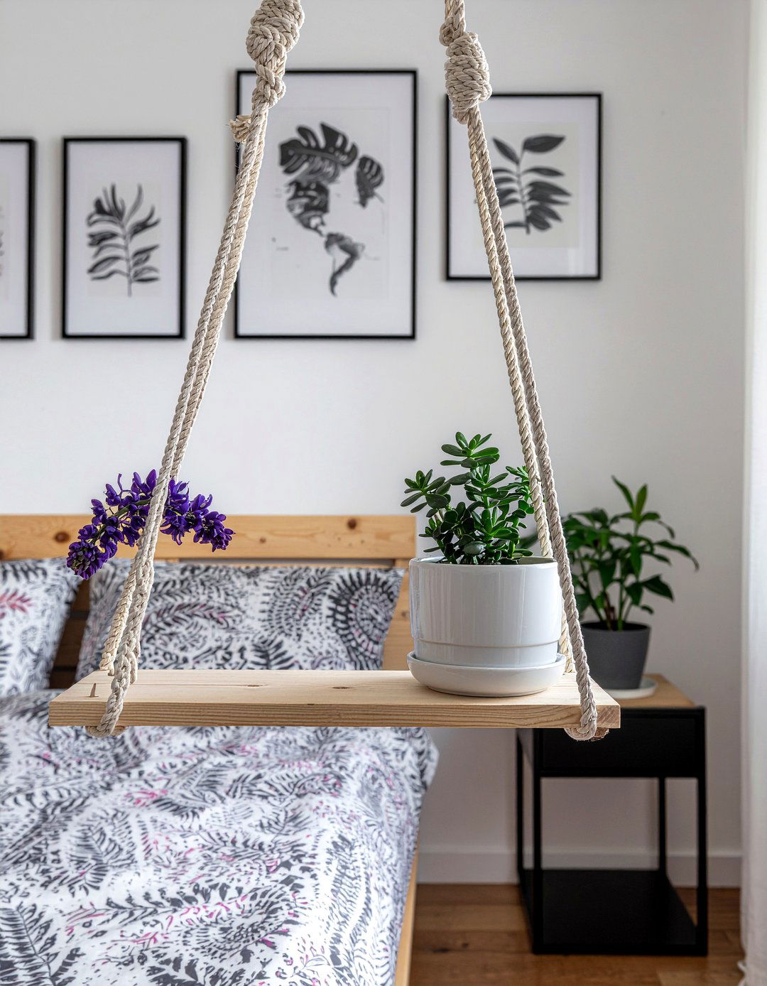 Macrame shelf - 30 macrame bedroom ideas
