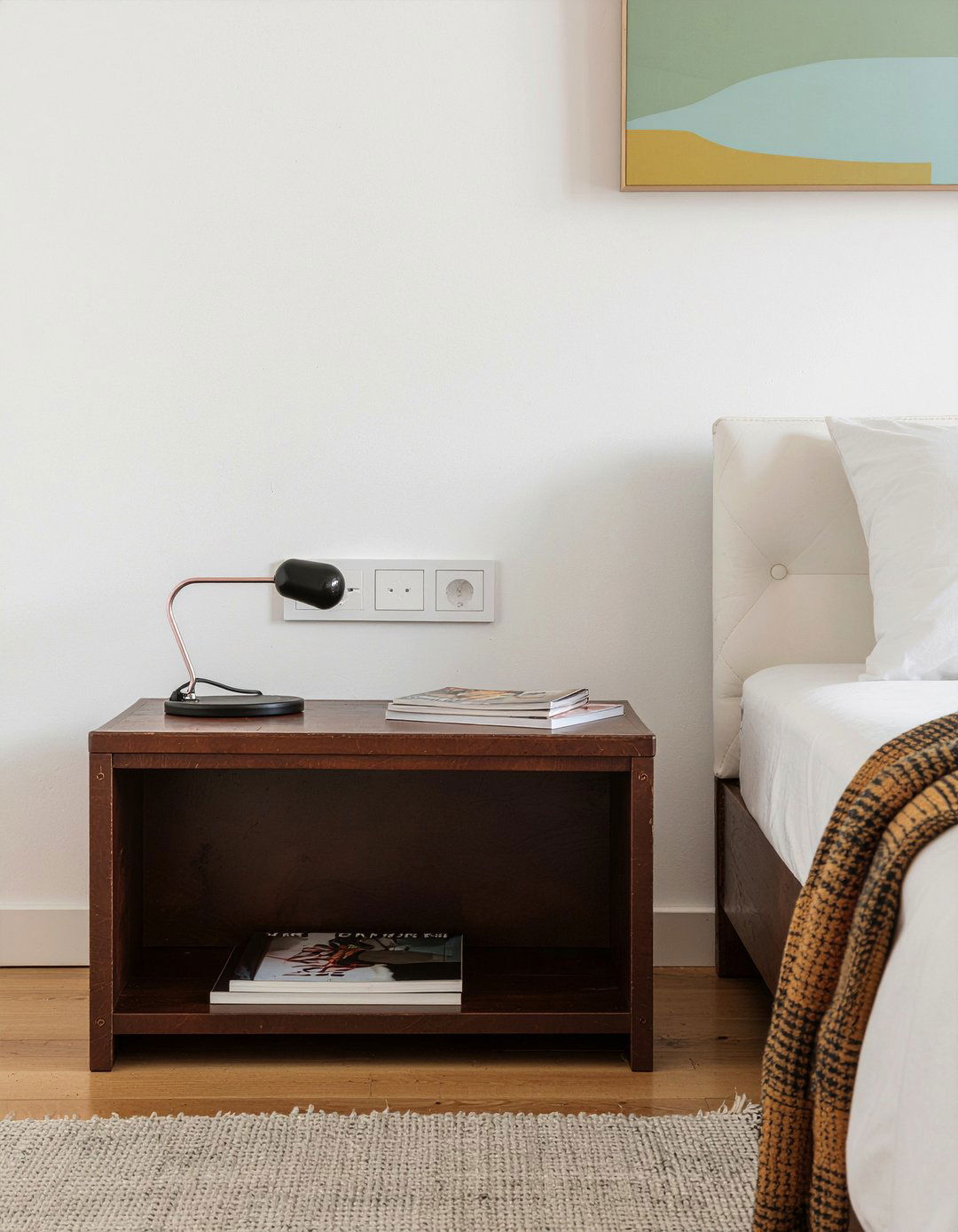 Magazine Rack - 30 bedroom nightstand alternatives